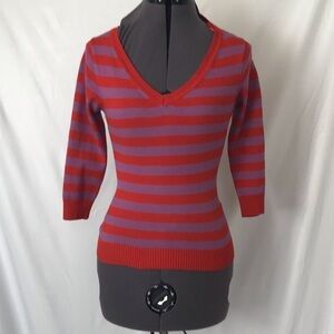 H&M Orange and Purple Striped V-Neck 3/4 Sleeve Sweater • Size XS 🔴